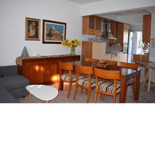 3h Dafni Family home near Athens, airport, ports