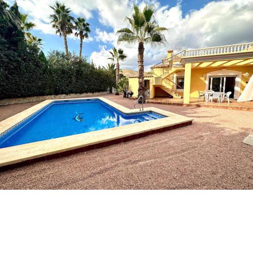 4 bed Villa Cala D or