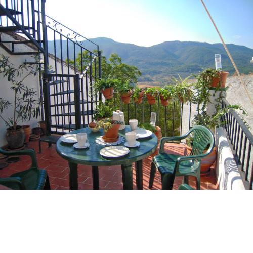 4 bedrooms house with city view terrace and wifi at Hornos