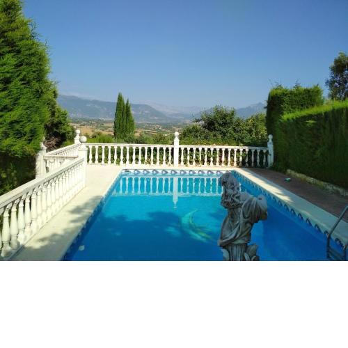 4 bedrooms villa with private pool enclosed garden and wifi at Prado del Rey