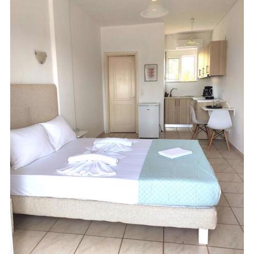 #4 Giorgos & Chara apartments