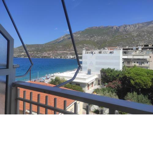Όμορφο στούντιο 4ου με εξαιρετική θέα στη θάλασσα