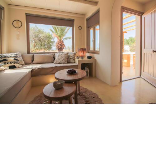 4Twaves beach house - BeachFront in Agios Ioannis