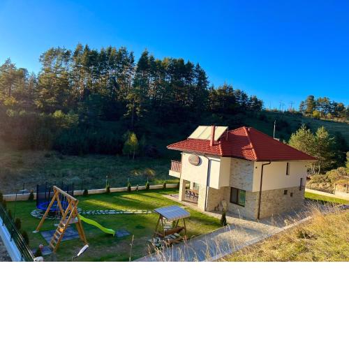 4U LUXURY VILLA