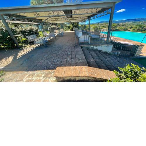 5 guests- fab views all around 0,7 kms Spoleto