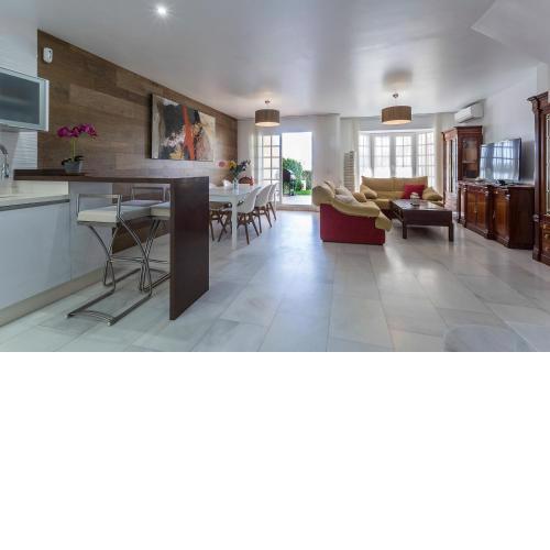 5 Rooms 4 baños Acceso Playa 2 Free Parking