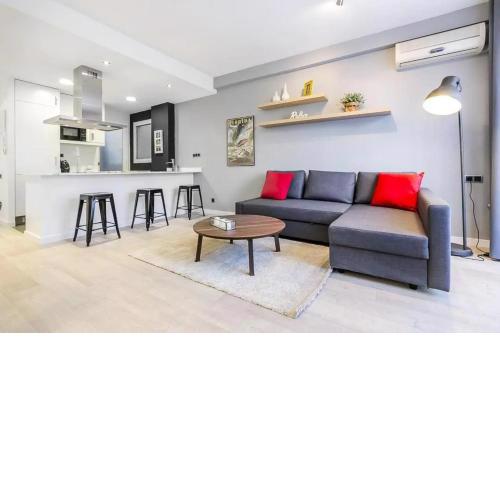 51SAM202 - Modern apartment near Montjuic