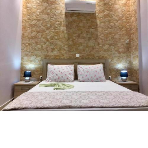 6- Stylish mini-suite for 2 in central Rhodes!