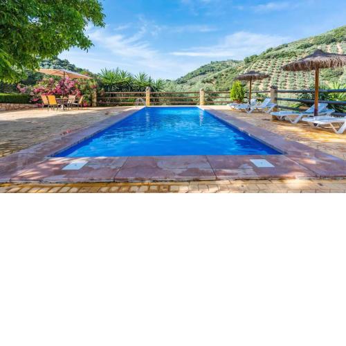 6 bedrooms villa with private pool furnished garden and wifi at Montefrio