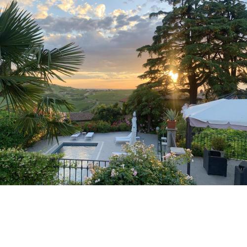 7 bedrooms villa with private pool enclosed garden and wifi at Ca' dei Rovati