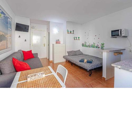 797 Holiday Rentals - Estudio para 3 en las Naciones cerca de la playa