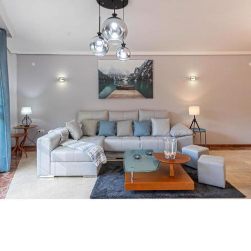 797 Holiday Rentals- Piso con amplia terraza a solo 1 min de la playa