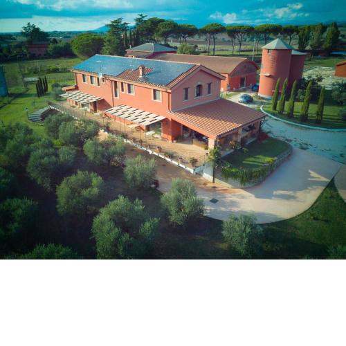 8 bedrooms villa with private pool enclosed garden and wifi at Segni