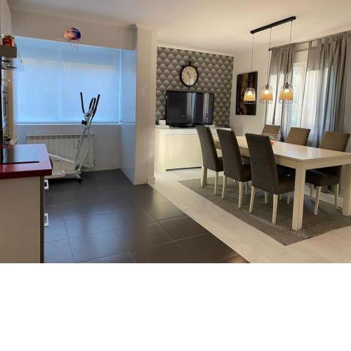 80 m2 recién reformado, acogedor y elegante.
