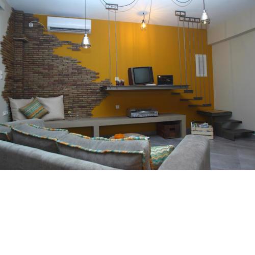 82 m2 Loft Urban Apartment Gazi - Votanikos