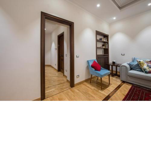 900 Apartments