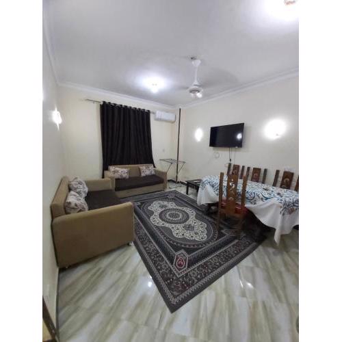 عماره العز