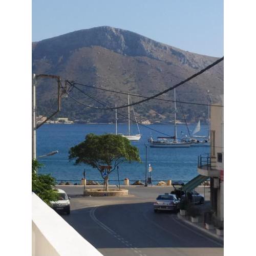 Λακκί, κέντρο