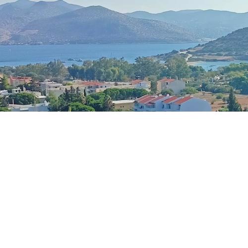 Τάνια
