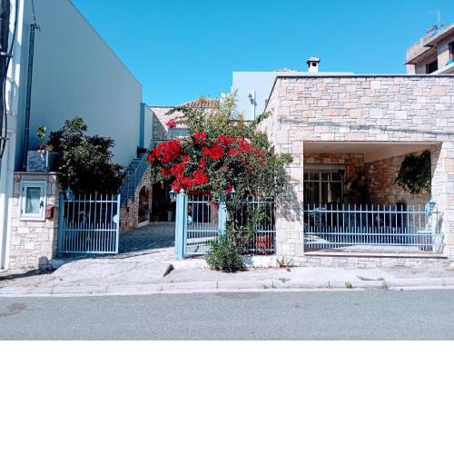 Πέτρινο στη θάλασσα