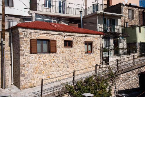 Το Πέτρινο της Γιαγιάς Μαρίκας