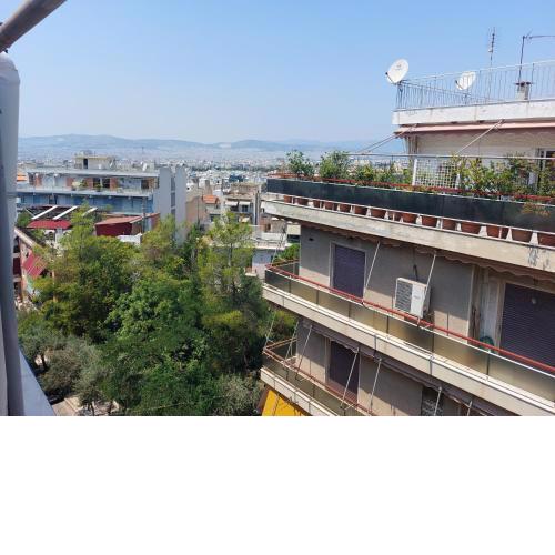 Όμορφο ρετιρέ στον Λυκαβηττό με θέα την Αθήνα.