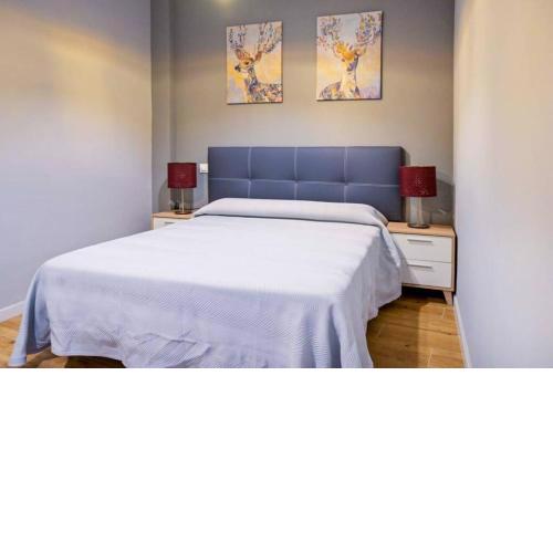 A - Apartamento elegante con piscina compartida
