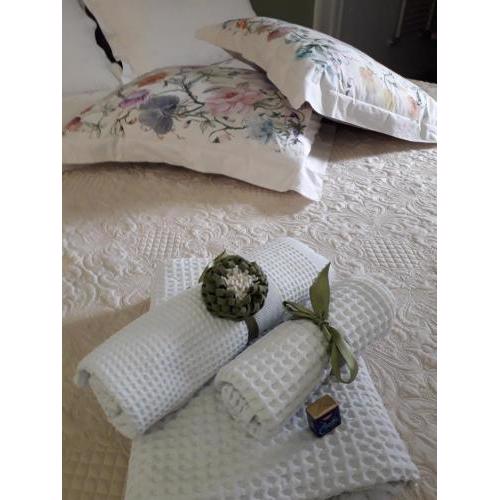 A casa di giovi - Well connected to the airport and family friendly