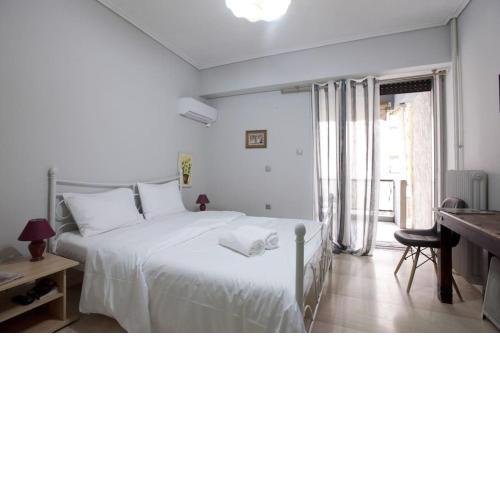 A cozy studio at Chalandri