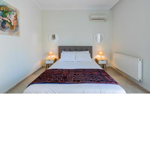 A fully equipped house nearby the beach