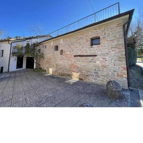 A holiday home with swimming pool in a national park