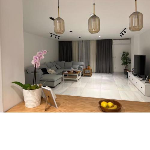 A lovely cozy 1 Bedroom apartment