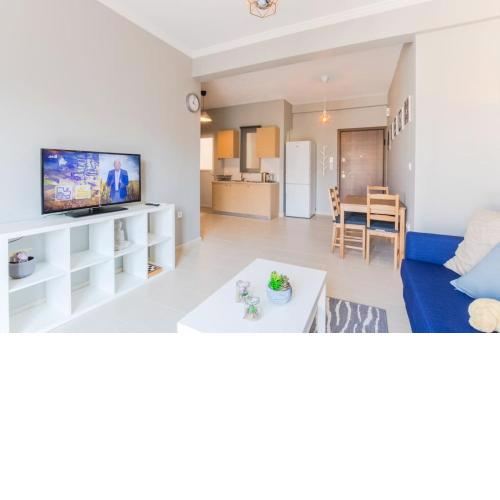 A modern and spacious flat in Gazi