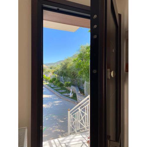 A-Oasis (Maisonette 1st & 2nd floor)