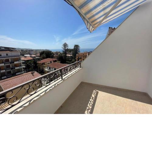 A Pochi Passi dalla Piazza- Vista Mare