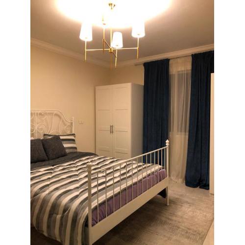 A Private Room With A Full Access to The Whole Apartment