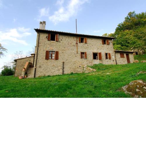 A stay surrounded by greenery - Agriturismo La Piaggia - app 2 bathrooms