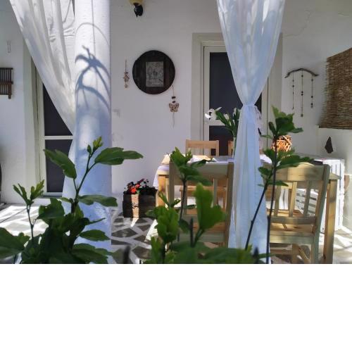 Abelaki Holiday Home