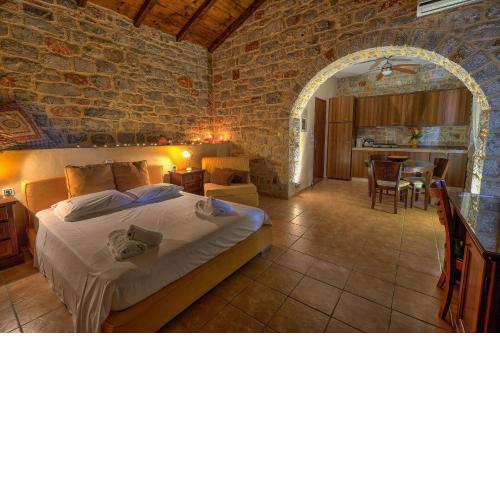 Achelatis Traditional Guest Houses