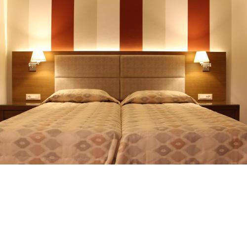 Achilles Hotel
