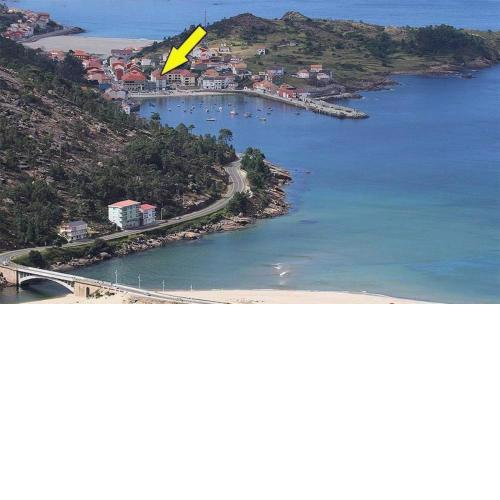 Acogedor ático a pie de mar y montaña.