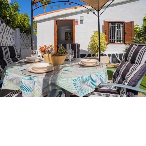 Acogedor bungalow con jardín privado junto a Yumbo