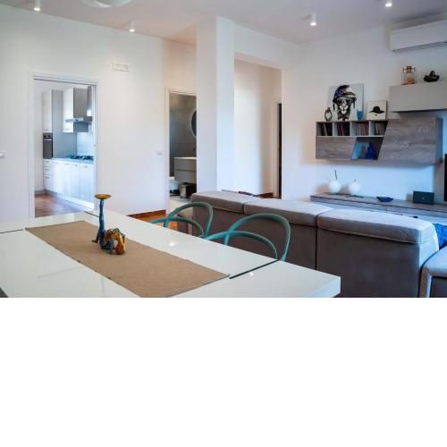Acquamarina Luxury House