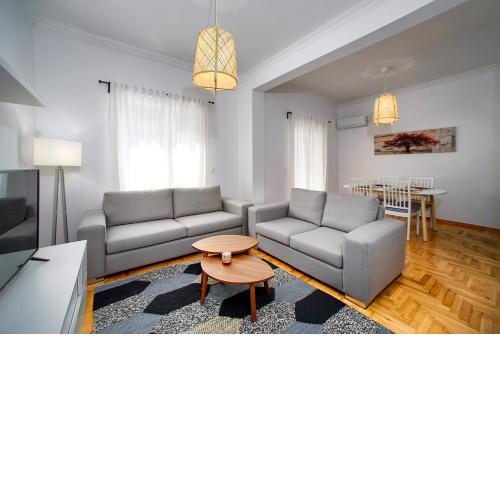 Acropolis area family friendly 2bdr apartment