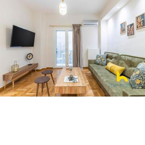 Acropolis Haven: Your Charming Retreat in Koukaki!