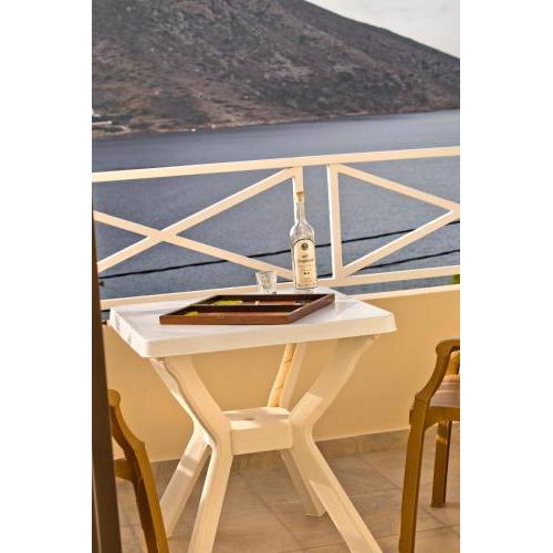 Acropolis Hotel