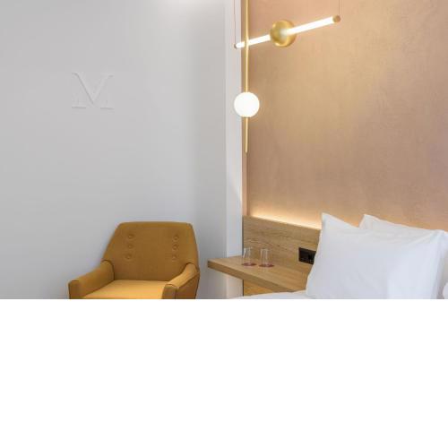 Acropolis Magenta Luxury Suites