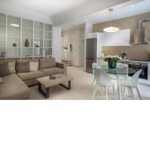 Acropolis Museum - Modern Living [I]