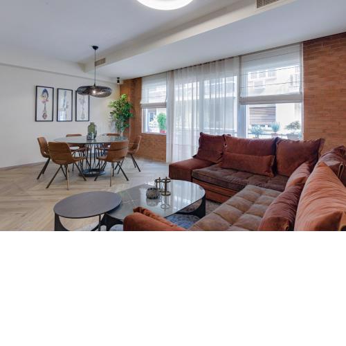 Acropolis Premium Residence