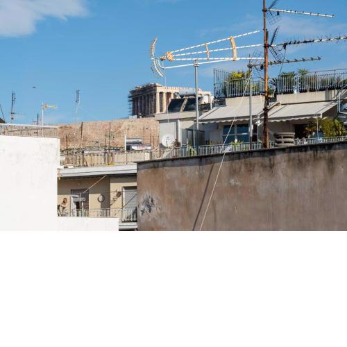 Acropolis view Vintage style apartment in Koukaki